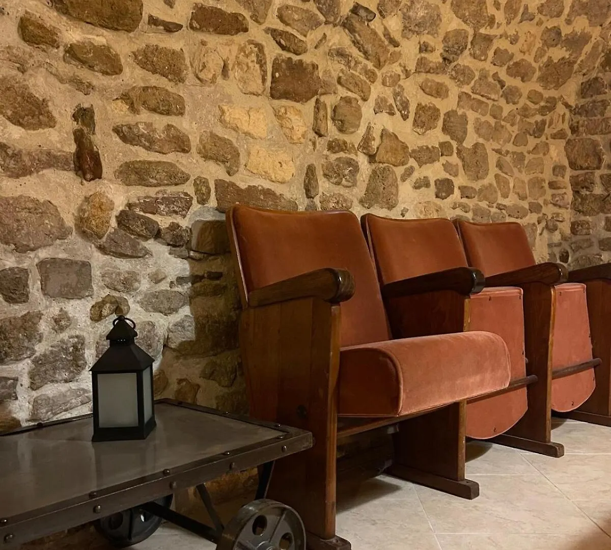 Maison De Charme Apt 0*,  France